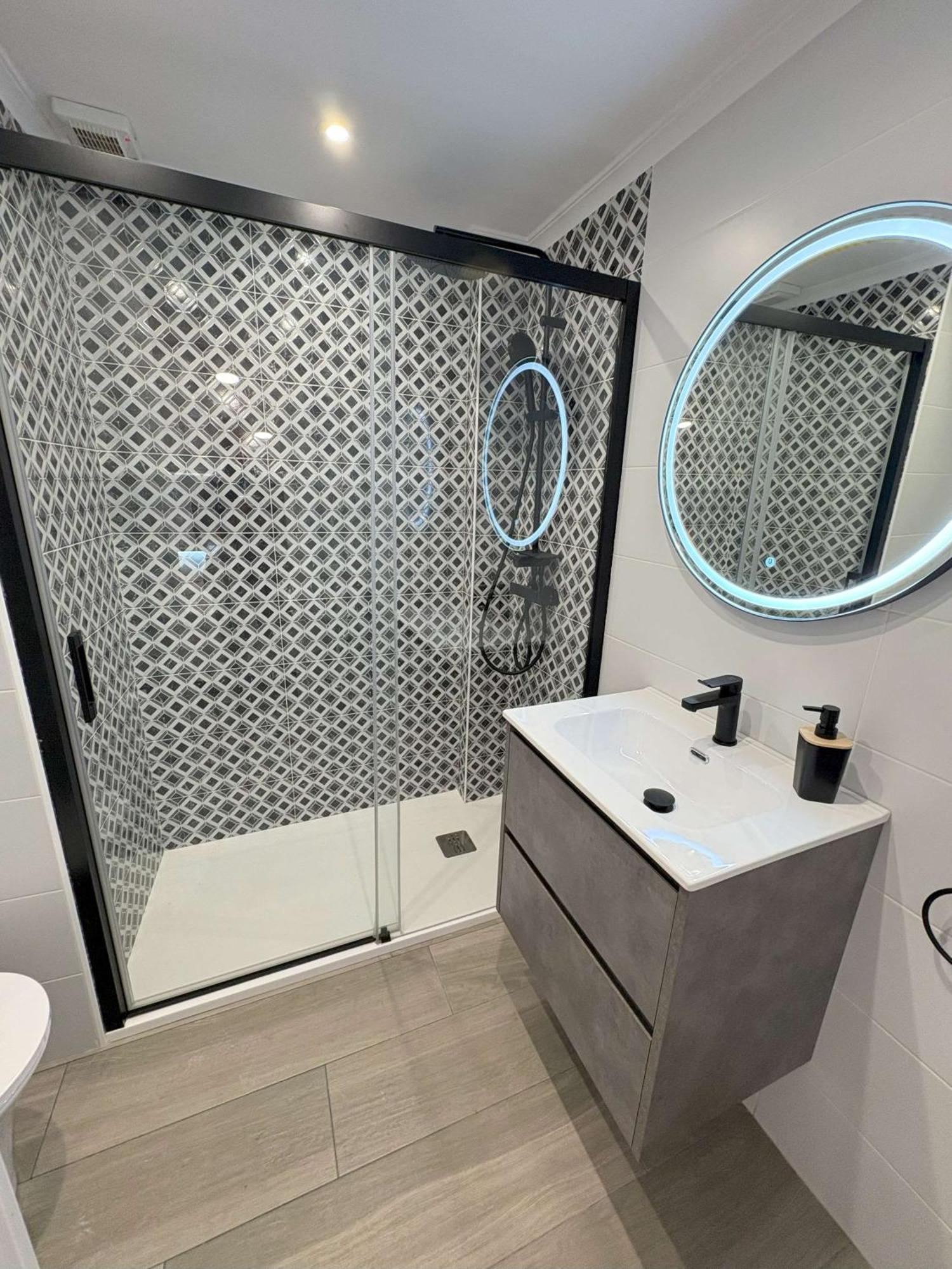 בנידורם Apartamentos Carmela מראה חיצוני תמונה